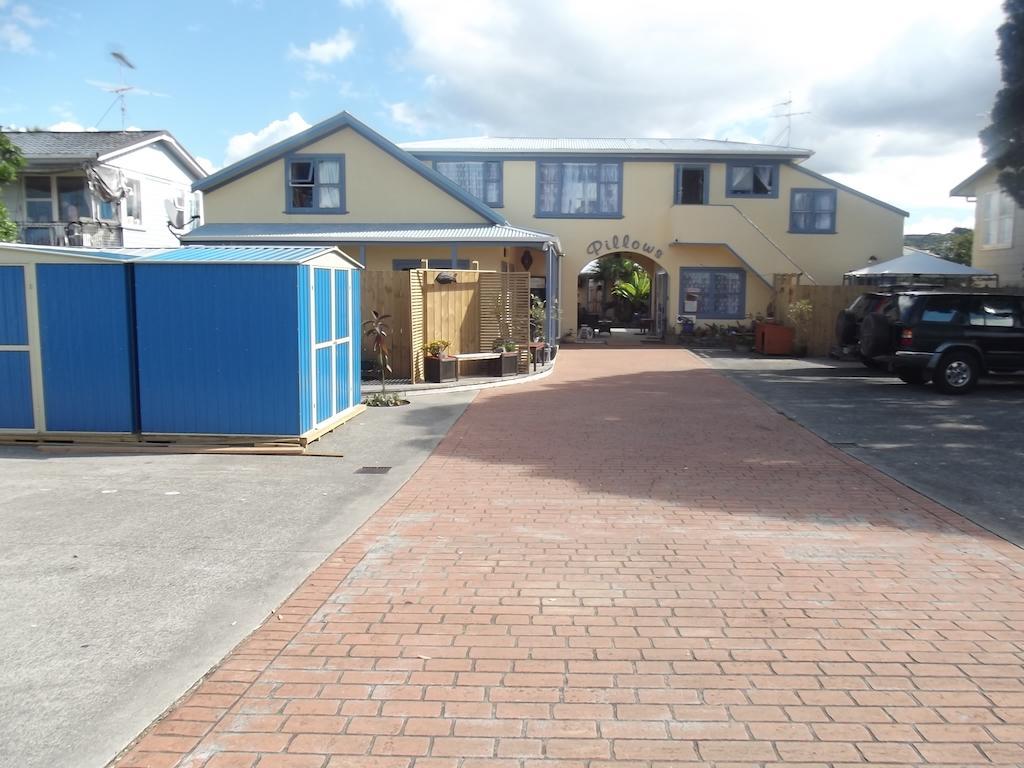 Orewa Pillows Lodge Bagian luar foto